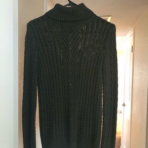 Long sleeve green sweater